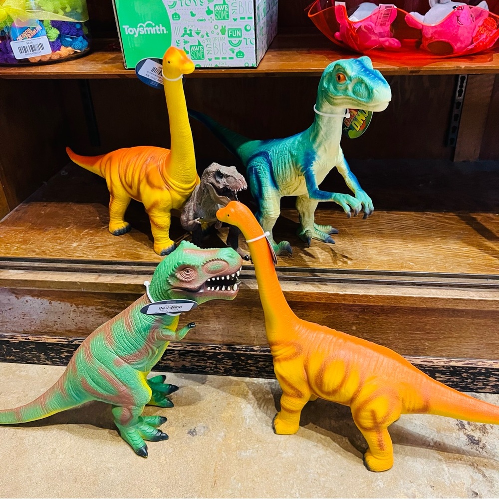 Tispy T-Rex Live Estate Jewelry Show Schedule.  New Shows added weekly - Picture 4 of 10